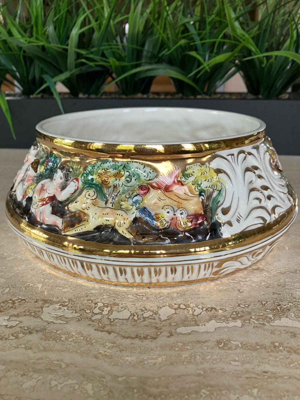 Capodimonte Porcelain Cherub Centerpiece Bowl with Gold Metallic  Trim